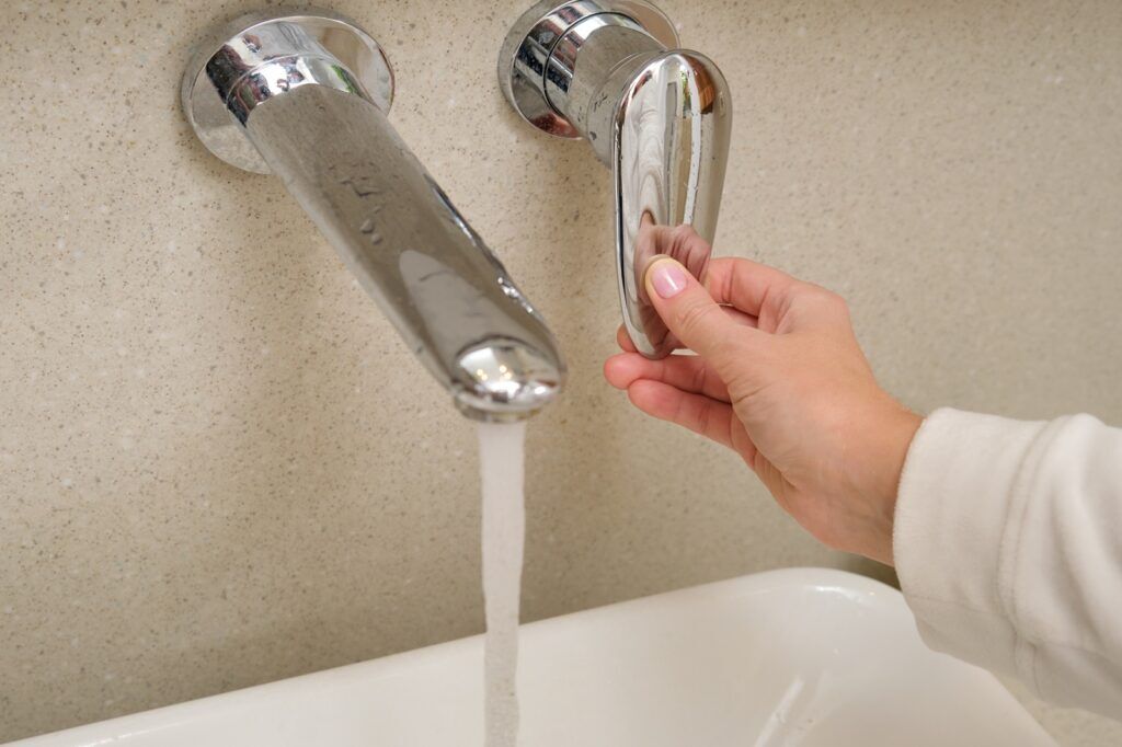 Replace Your Bathroom Faucet: Easy Guide
