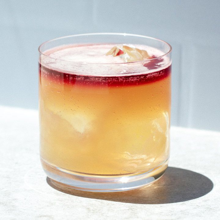Whiskey Sour (with bitters float variation)
