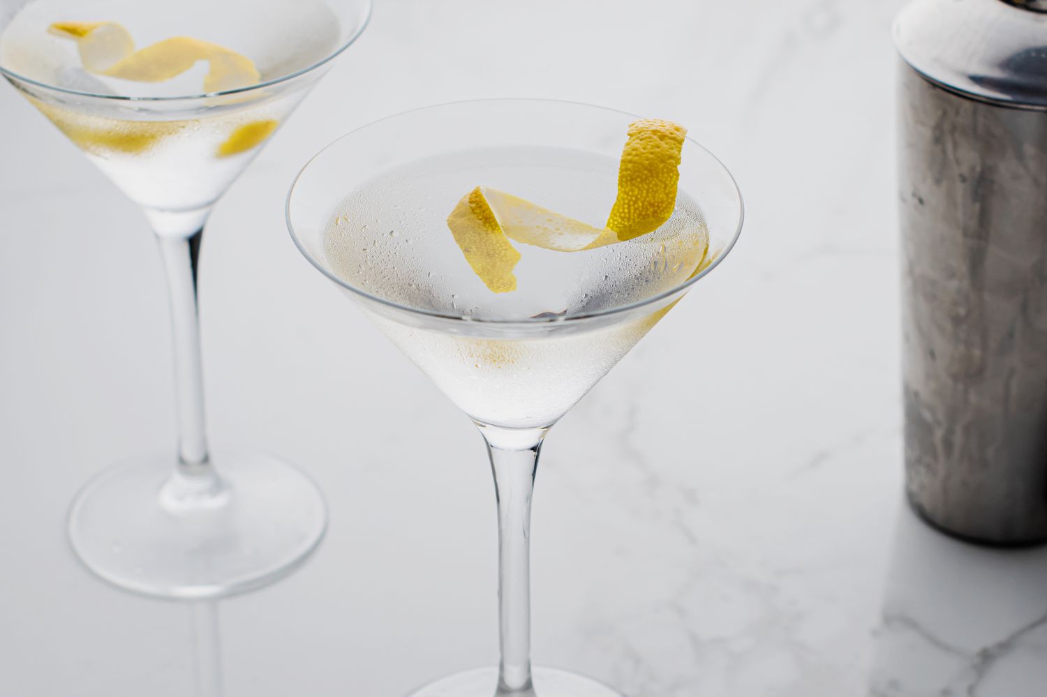 Vesper Martini Cocktail Recipe: A Classic Guide