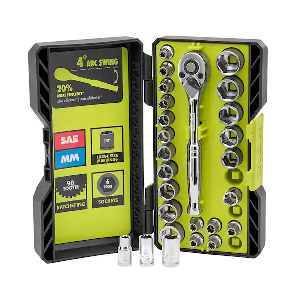 Ratchet and socket set